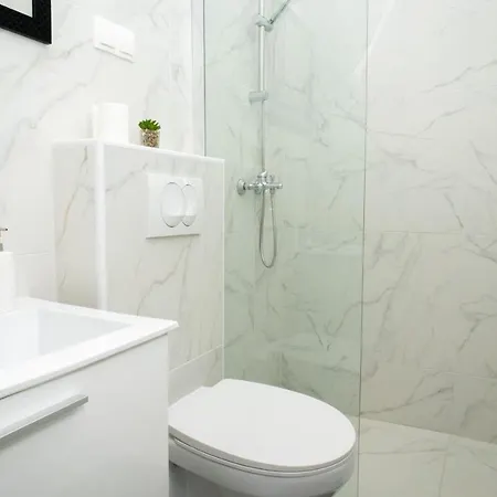 Apartment Apartman A2 S Vlastitim Bazenom *
